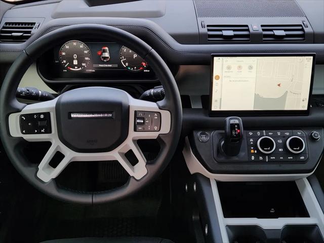 2025 Land Rover Defender 110 P500 X-Dynamic SE
