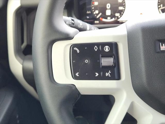 2025 Land Rover Defender 110 P500 X-Dynamic SE