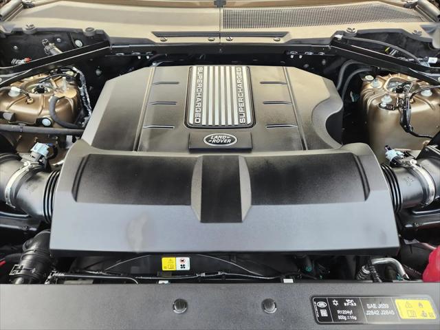 2025 Land Rover Defender 110 P500 X-Dynamic SE