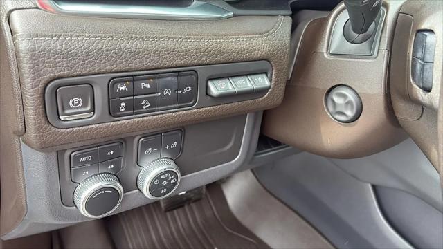 2021 GMC Yukon 4WD Denali