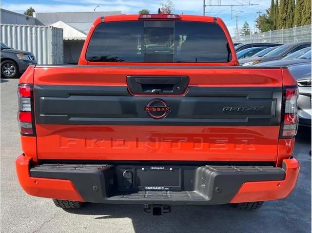 2025 Nissan Frontier Crew Cab PRO-4X 4x4