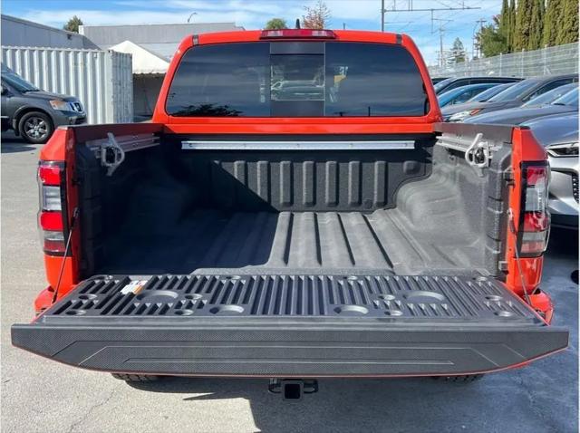 2025 Nissan Frontier Crew Cab PRO-4X 4x4