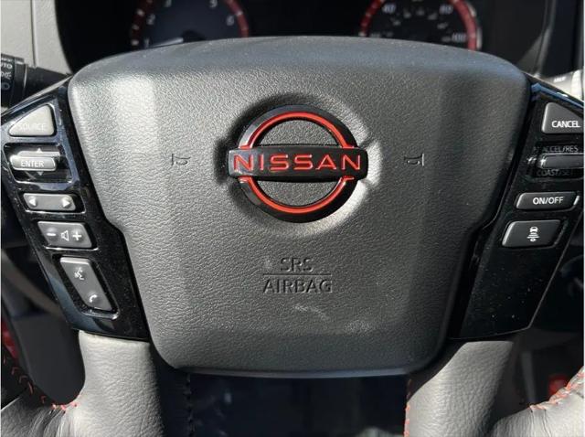 2025 Nissan Frontier Crew Cab PRO-4X 4x4