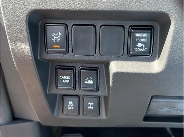 2025 Nissan Frontier Crew Cab PRO-4X 4x4