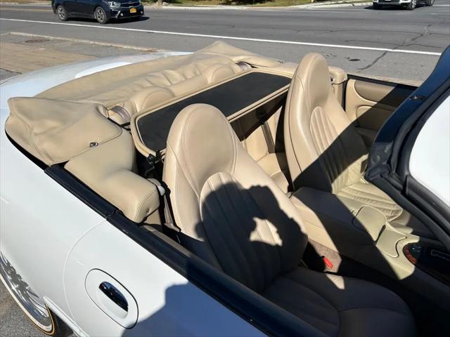 1998 Jaguar XK8 Standard