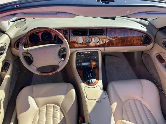 1998 Jaguar XK8 Standard