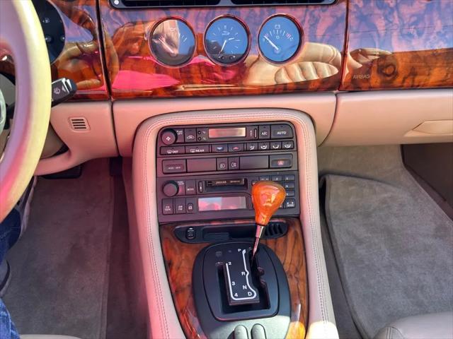 1998 Jaguar XK8 Standard