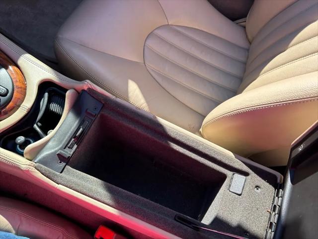 1998 Jaguar XK8 Standard