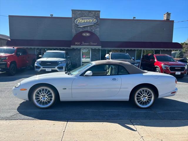 1998 Jaguar XK8 Standard