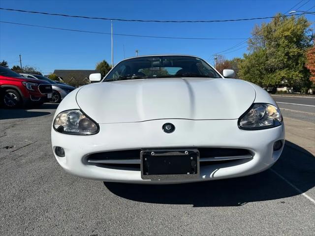 1998 Jaguar XK8 Standard
