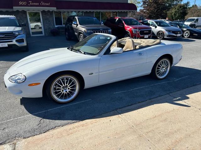 1998 Jaguar XK8 Standard