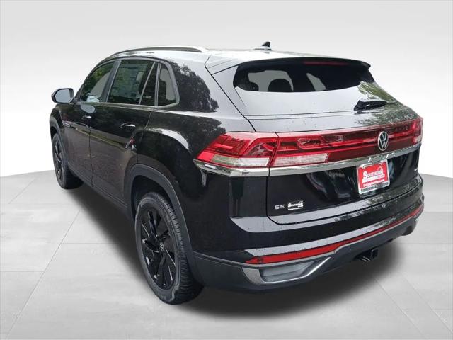 2026 Volkswagen Atlas Cross Sport SE with Technology