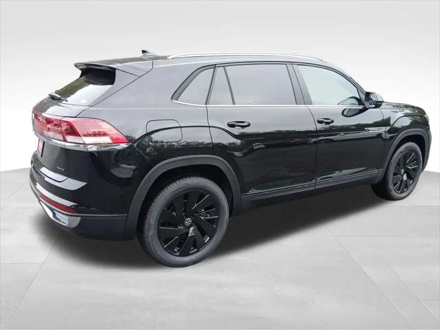 2026 Volkswagen Atlas Cross Sport SE with Technology