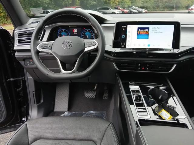 2026 Volkswagen Atlas Cross Sport SE with Technology