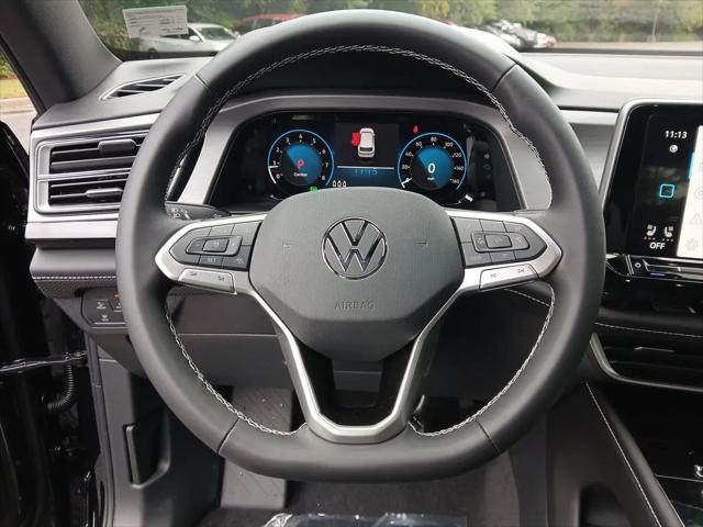 2026 Volkswagen Atlas Cross Sport SE with Technology