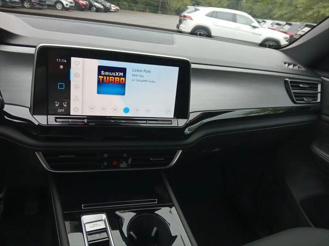 2026 Volkswagen Atlas Cross Sport SE with Technology