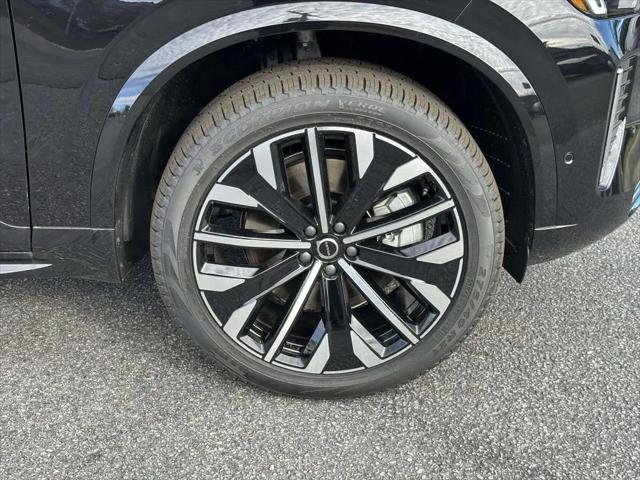2026 Volvo XC90 Plug-In Hybrid Plus, T8 AWD, Electric/Gasoline, Bright, 7 Seats