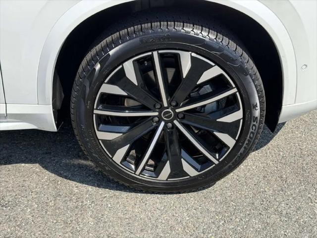2026 Volvo XC90 Plus, B6 AWD Gas mild hybrid, Gasoline, Bright, 7 Seats