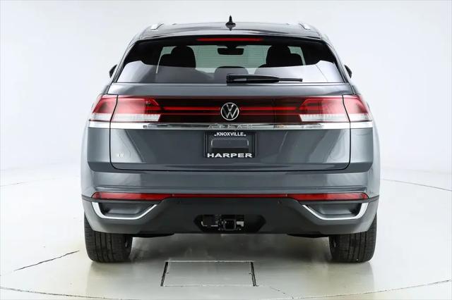2026 Volkswagen Atlas Cross Sport SE with Technology