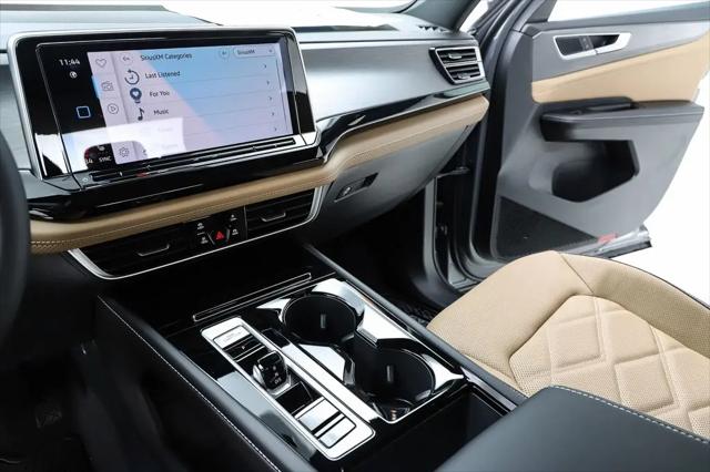2026 Volkswagen Atlas Cross Sport SE with Technology