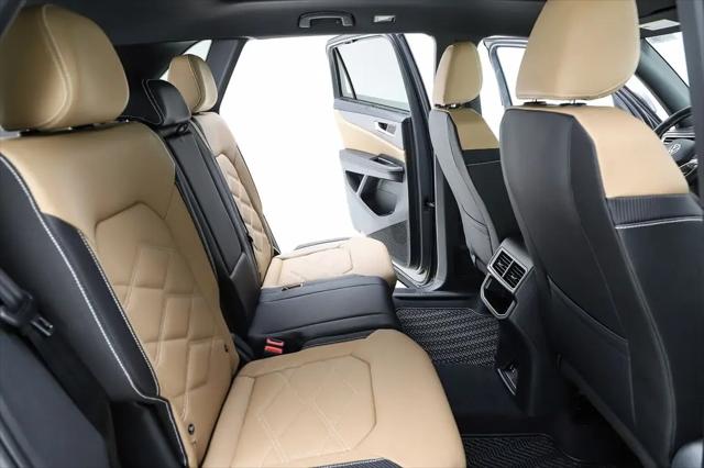 2026 Volkswagen Atlas Cross Sport SE with Technology