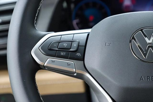 2026 Volkswagen Atlas Cross Sport SE with Technology