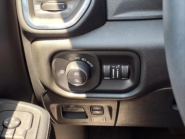 2025 Ram 1500 Laramie Crew Cab 4x4 57 Box