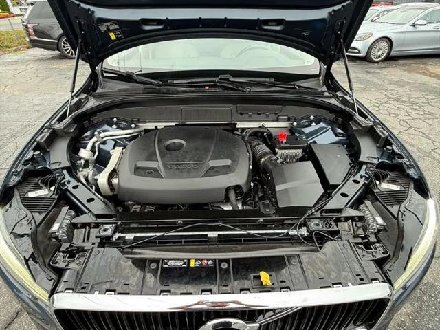 2021 Volvo XC60 T6 Momentum
