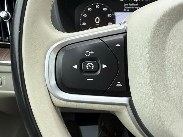 2021 Volvo XC60 T6 Momentum