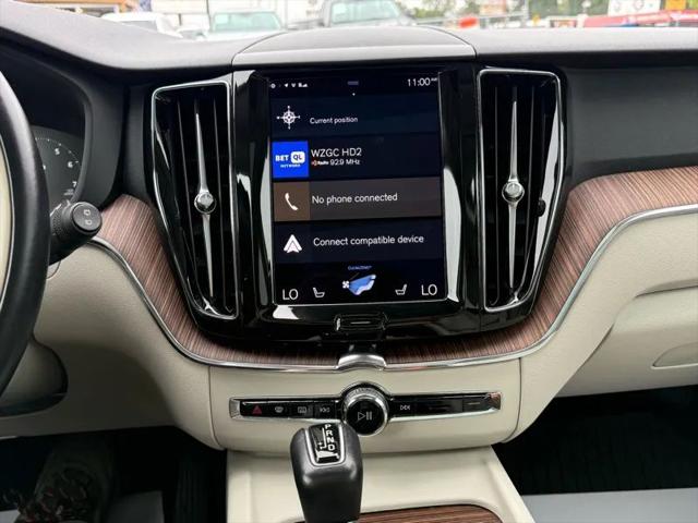 2021 Volvo XC60 T6 Momentum
