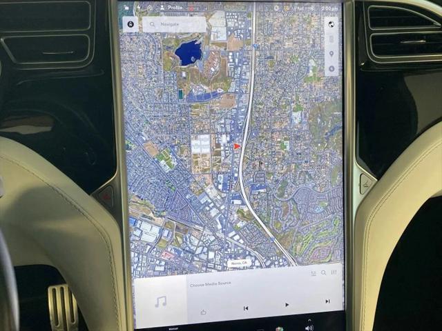2017 Tesla Model X 75D