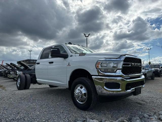 2024 Ram 3500 Tradesman/SLT/Laramie/Limited