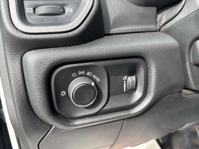 2024 Ram 3500 Tradesman/SLT/Laramie/Limited