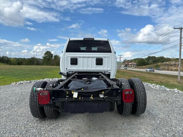 2024 Ram 3500 Tradesman/SLT/Laramie/Limited