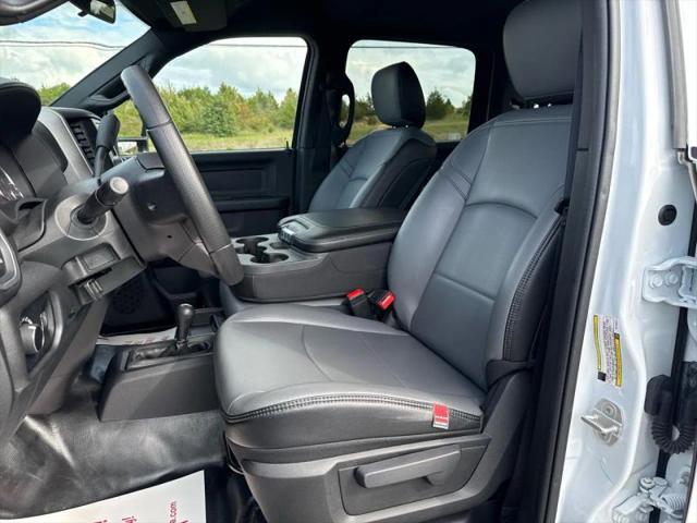 2024 Ram 3500 Tradesman/SLT/Laramie/Limited