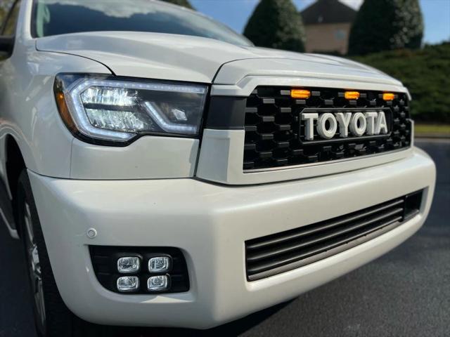 2010 Toyota Sequoia Platinum 5.7L V8