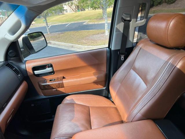 2010 Toyota Sequoia Platinum 5.7L V8