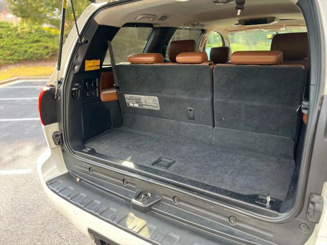 2010 Toyota Sequoia Platinum 5.7L V8