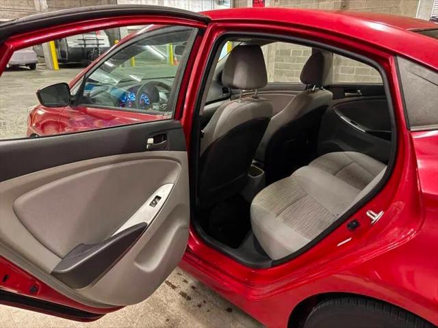 2017 Hyundai Accent SE