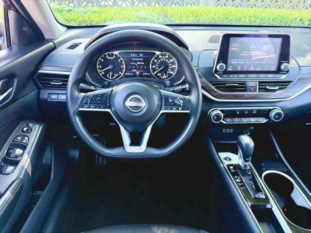 2024 Nissan Altima SV FWD