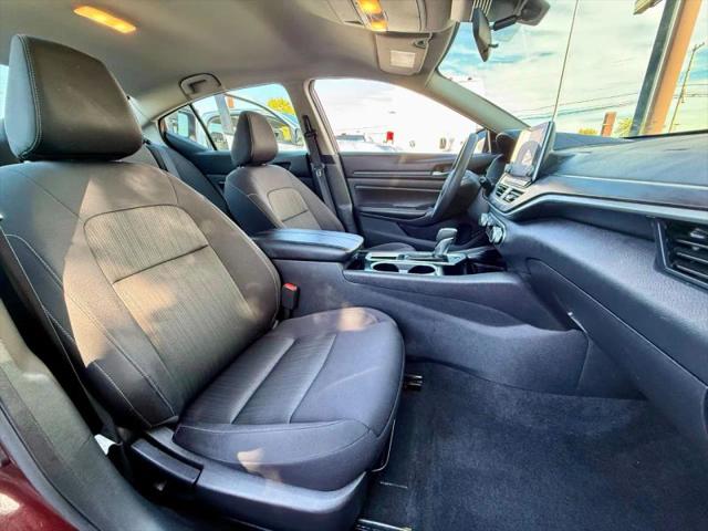2024 Nissan Altima SV FWD