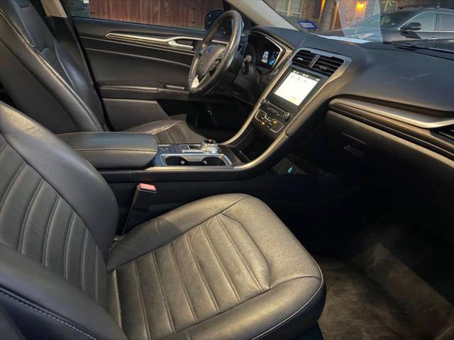 2018 Ford Fusion Hybrid SE