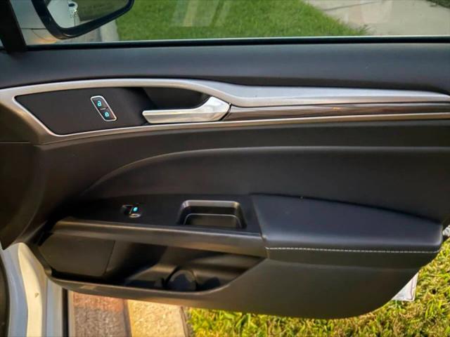 2018 Ford Fusion Hybrid SE