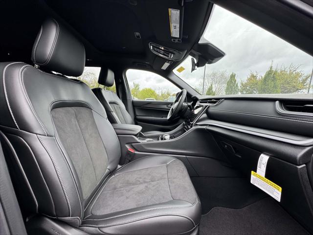 2025 Jeep Grand Cherokee L Altitude X 4x4