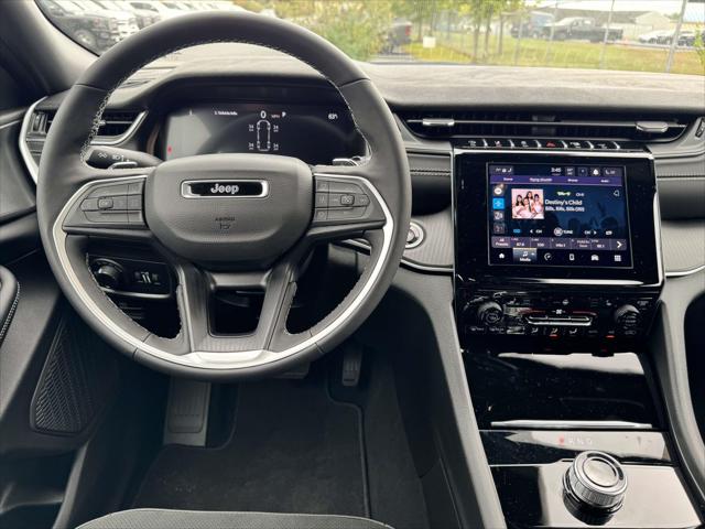 2025 Jeep Grand Cherokee L Altitude X 4x4