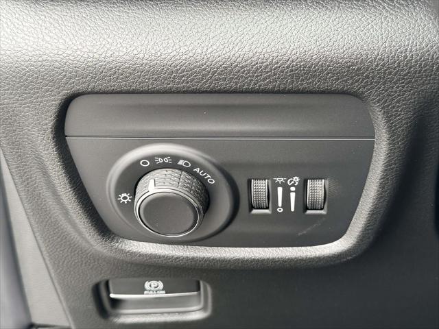 2025 Jeep Grand Cherokee L Altitude X 4x4