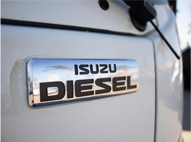 2022 Isuzu NPR Standard Cab