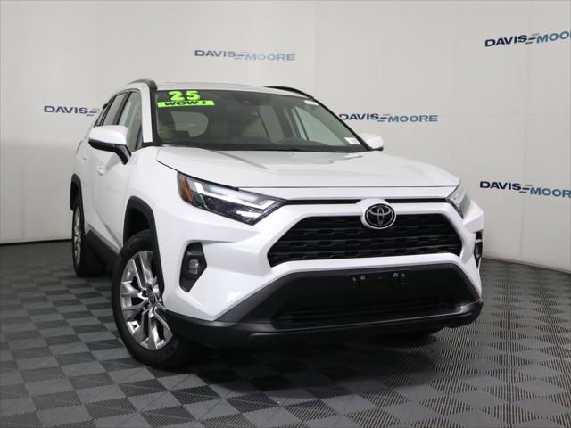 2025 Toyota RAV4 XLE Premium
