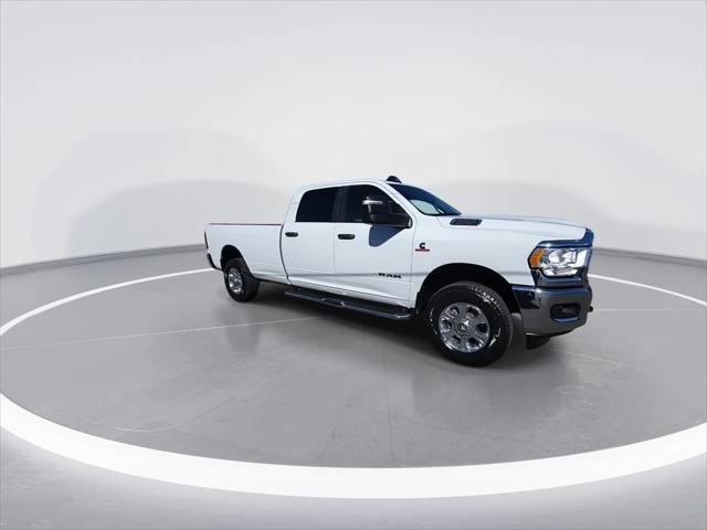 2024 RAM 3500 Big Horn Crew Cab 4x4 8 Box 2024 RAM 3500 Big Horn Crew Cab 4x4 8 Box