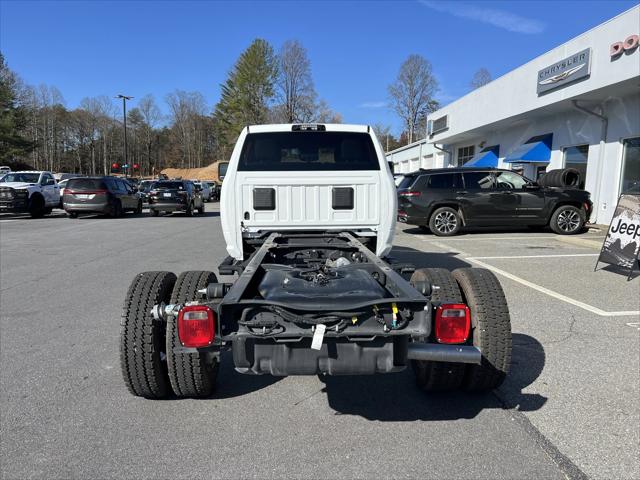 2025 RAM 5500 Chassis Tradesman/Big Horn